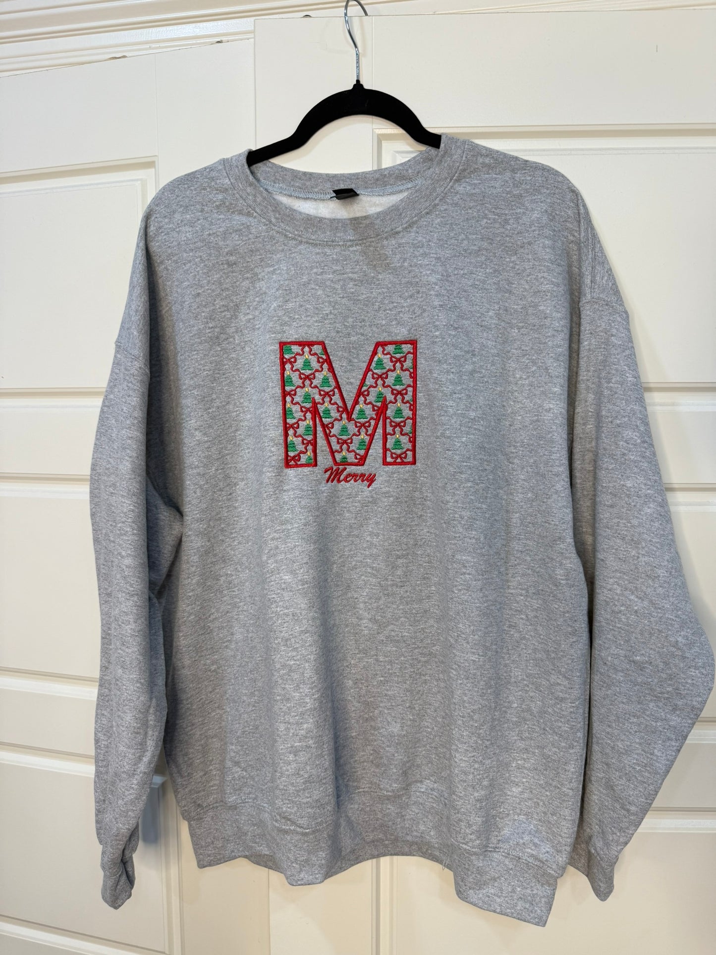 Christmas Initial w/bows and trees